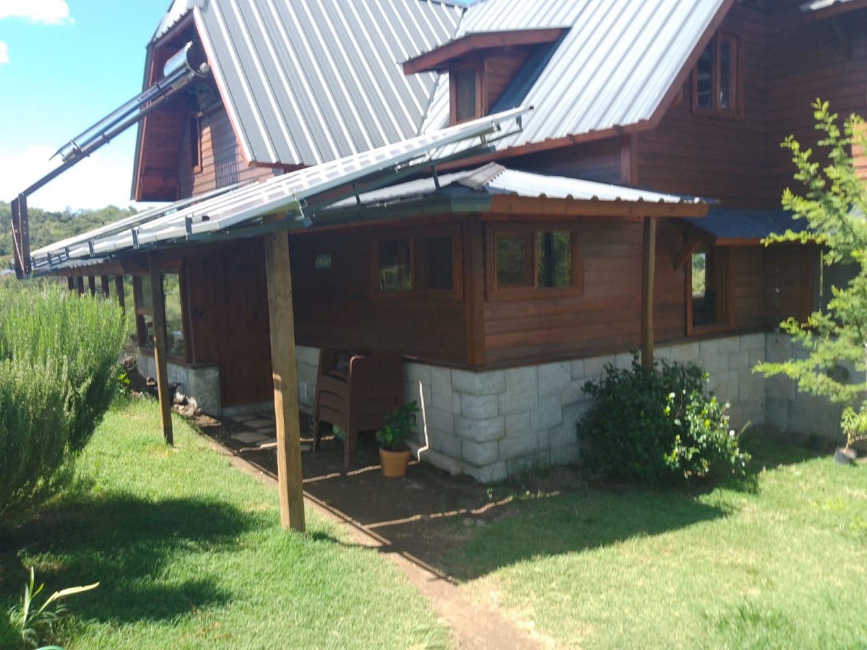 Hermosa casa Athos Pampa