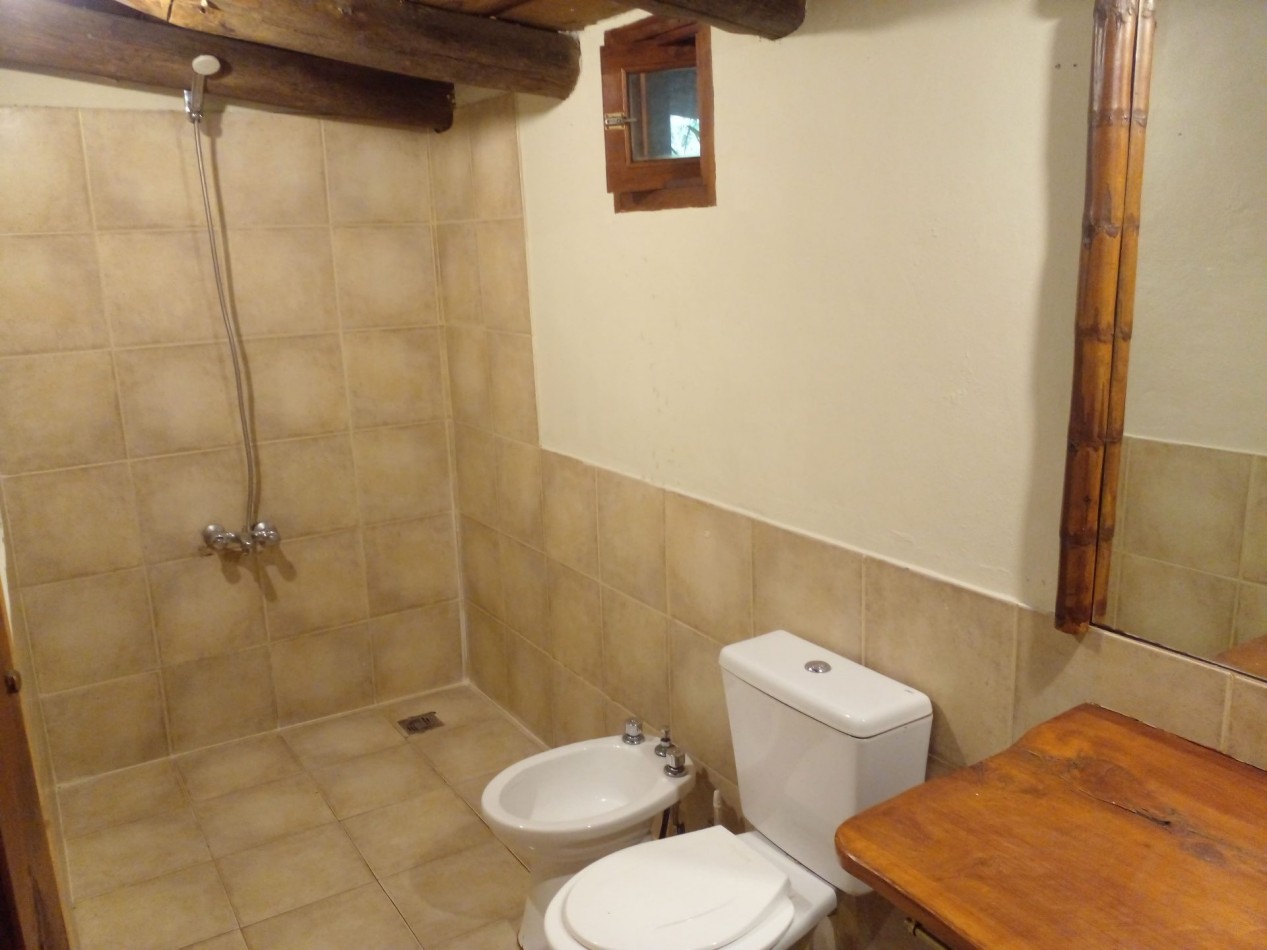 Venta cabaña sobre 4 lotes-Los Reartes