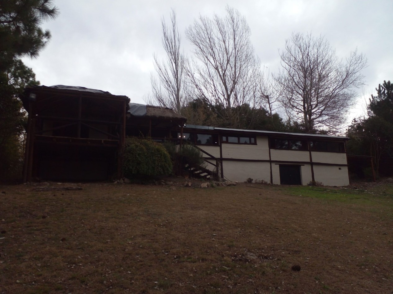 Venta cabaña sobre 4 lotes-Los Reartes