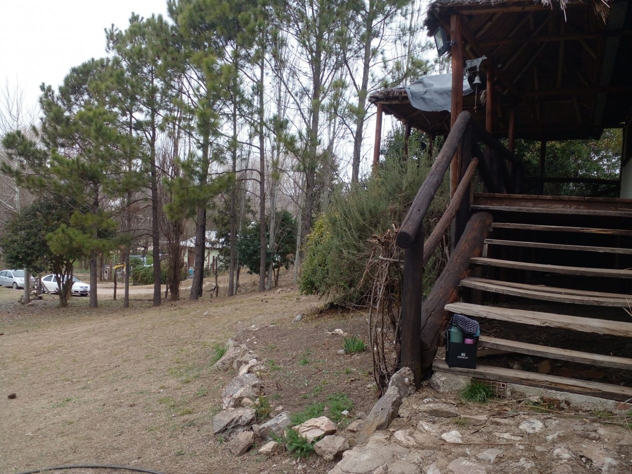 Venta cabaña sobre 4 lotes-Los Reartes