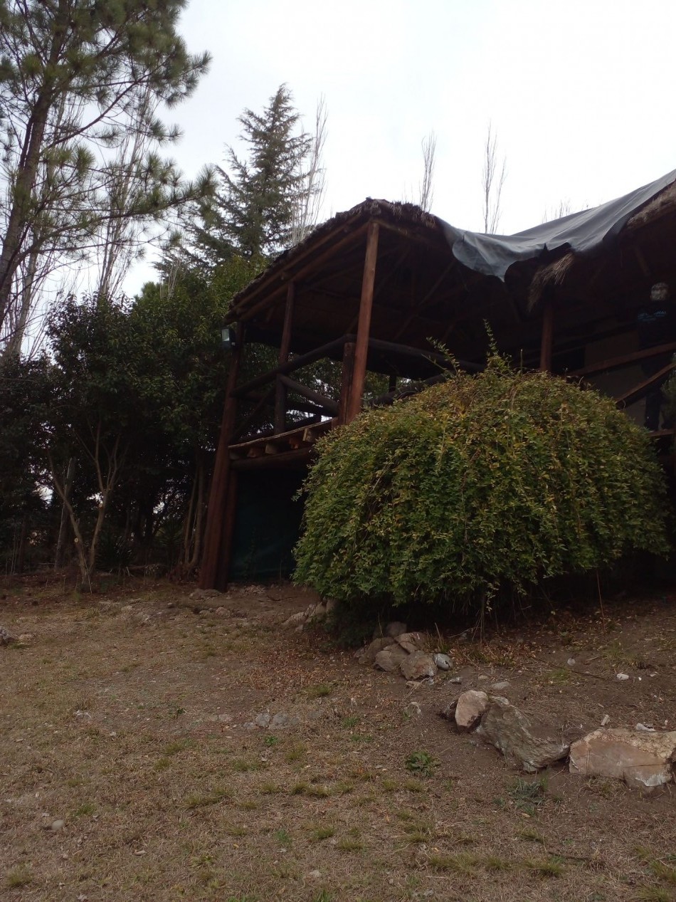 Venta cabaña sobre 4 lotes-Los Reartes