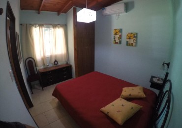 Dos propiedades de 2 y 3 amb. c/Pileta